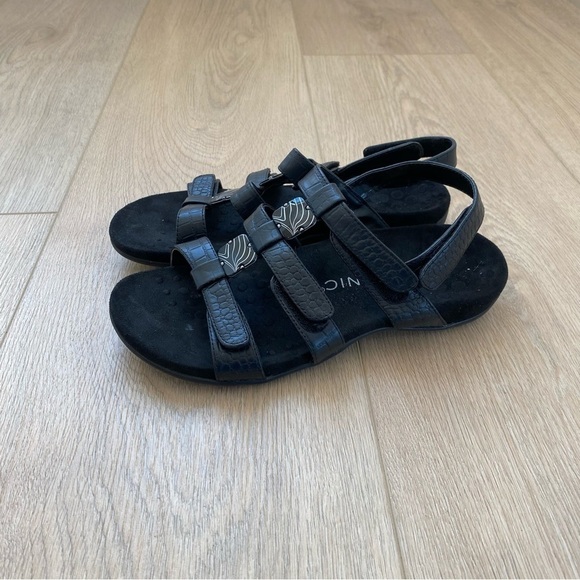 Vionic Amber Sandals Strappy Black Sandals Size 8 Orthopedic Summer - Picture 2 of 5